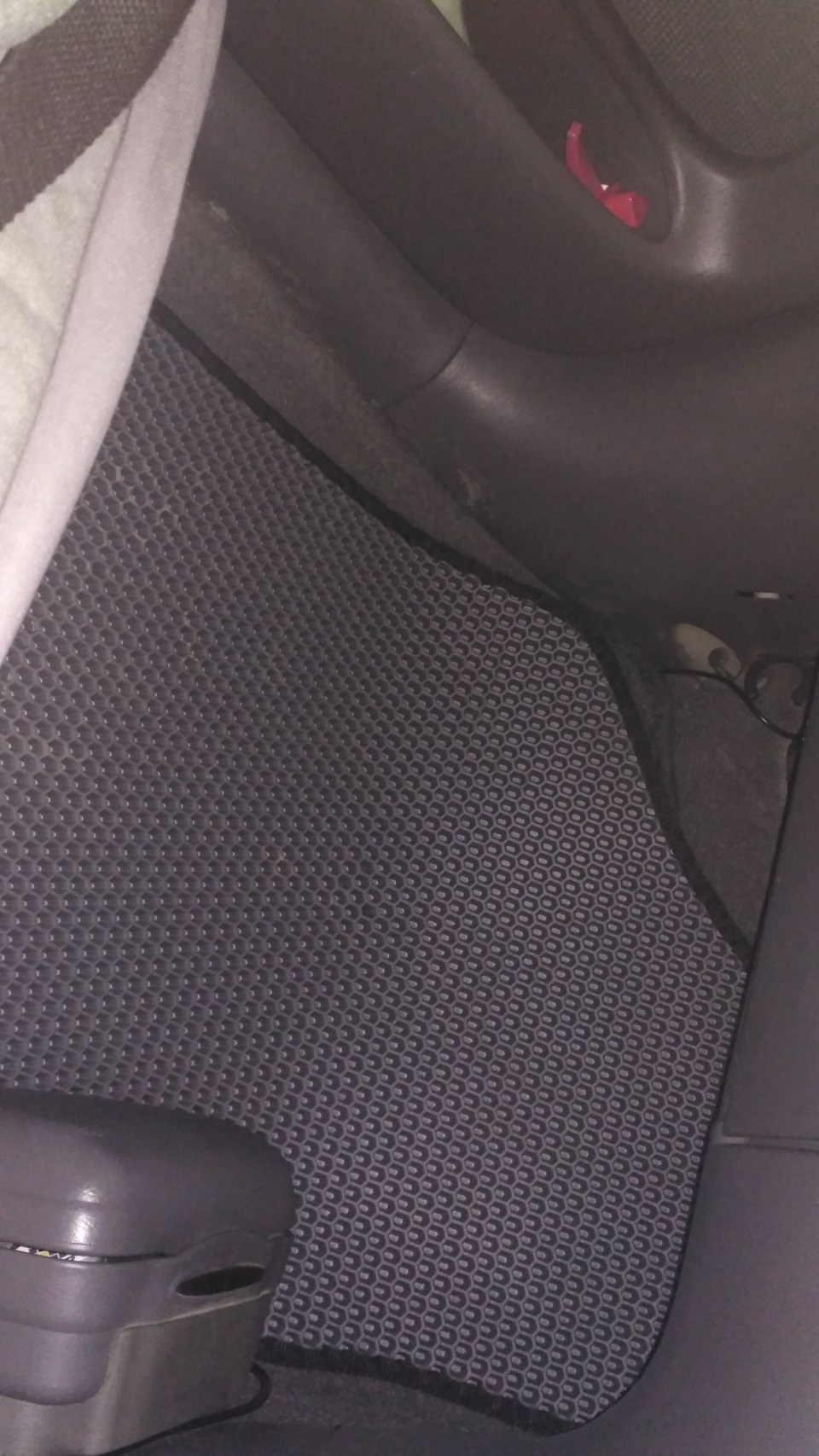 Коврики lvltex в салон — Toyota Caldina (210), 2 л, 2000 года ...