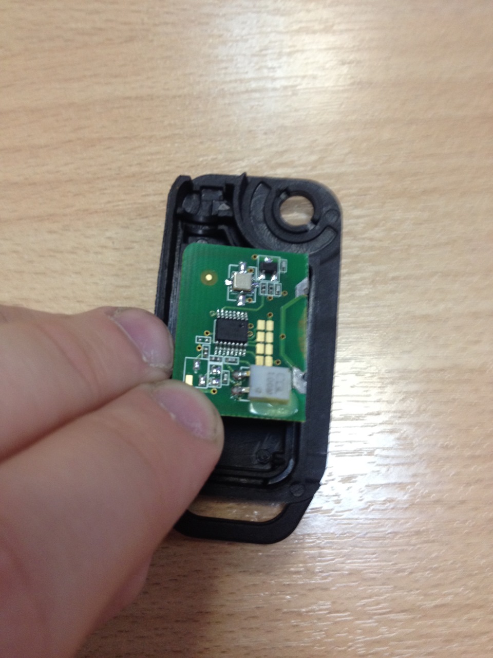 Вставляем брелок от сигнализации в выкидной ключ. Часть 1 — Mercedes ...