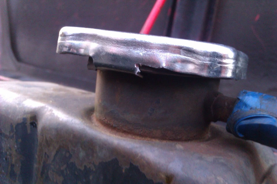 Пробка радиатора. — Москвич 412, 1,5 л, 1976 года | своими руками | DRIVE2