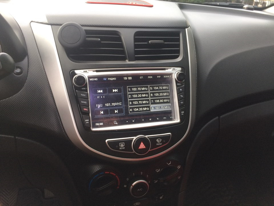 Поменял магнитолу — Hyundai Solaris (1G), 1,6 л, 2014 года | другое ...