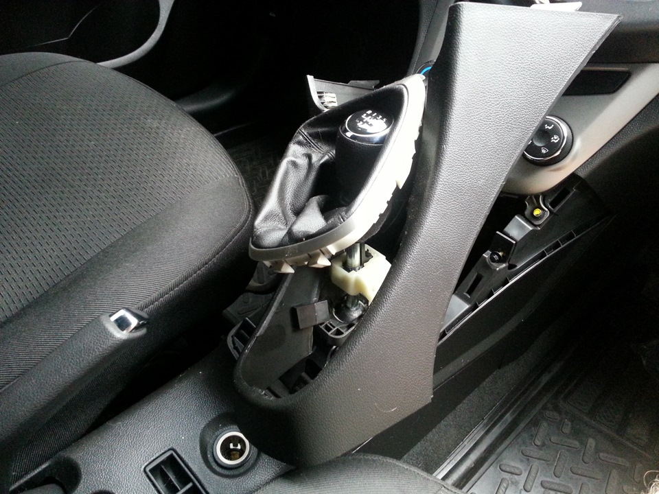 укрепление подлокотника — Chevrolet Aveo Sedan (2G), 1,6 л, 2012 года ...