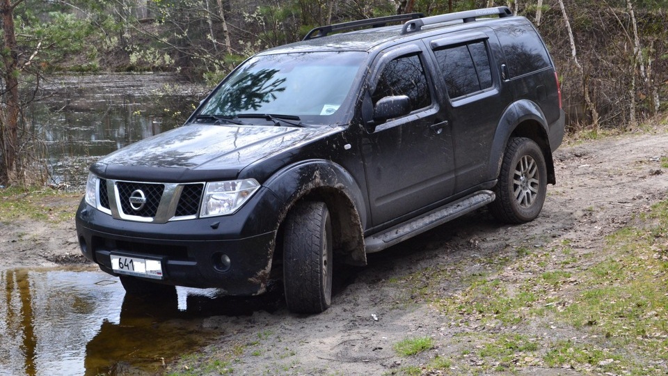 Патфайндер в пензе. Nissan Pathfinder 3. Nissan Pathfinder 2007 2,5. Nissan Pathfinder 3.5. Ниссан Патфайндер 2007.