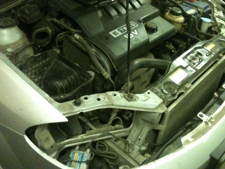 Удаление резонатора воздушного фильтра или просто garage day ...