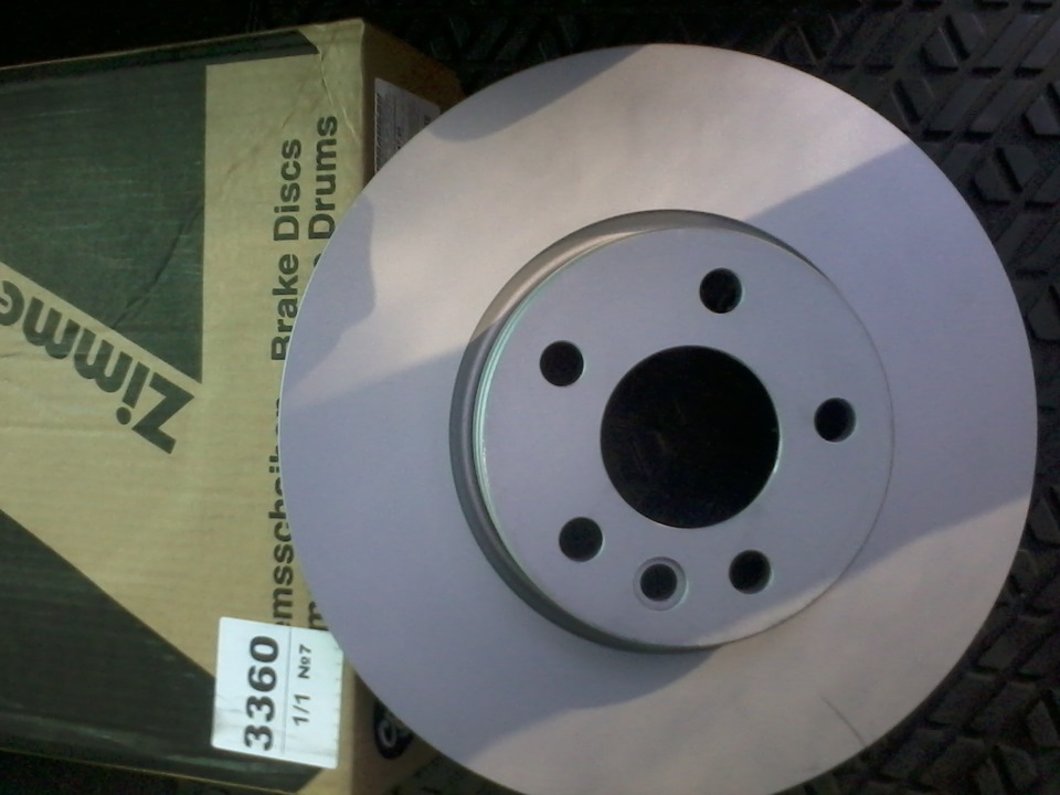 Тормозные диски т4. Диски тормозные передние т4 Фольксваген. Передние тормозные диски т5 Фольксваген. Фольксваген т4 передний тормозной диск. Задний тормозной диск Фольксваген т5.