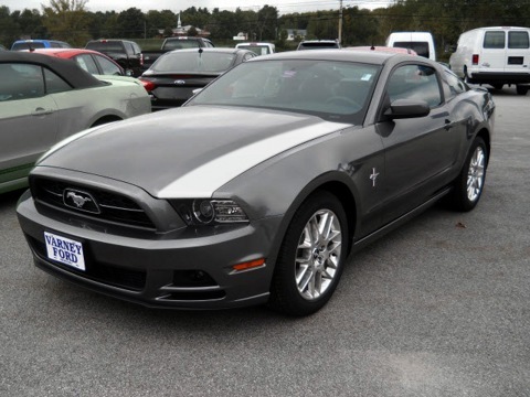 Tucha порево Надо? Не надо? Белые? Черные? — Ford Mustang (5G), 3,7 л, 2012 года |  стайлинг | DRIVE2