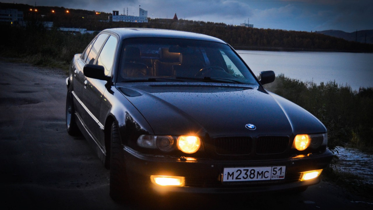 BMW 7 series (E38) 4.4 бензиновый 1999 | Старая школа. на DRIVE2