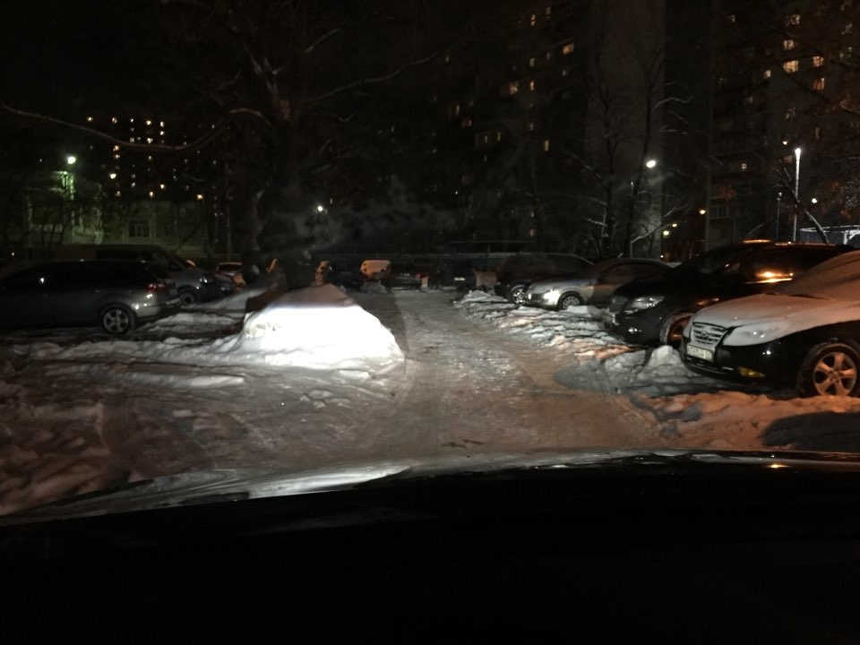 Как светят LED лампы в ПТФ — Hyundai Grand Santa Fe, 2,2 л, 2014 года ...