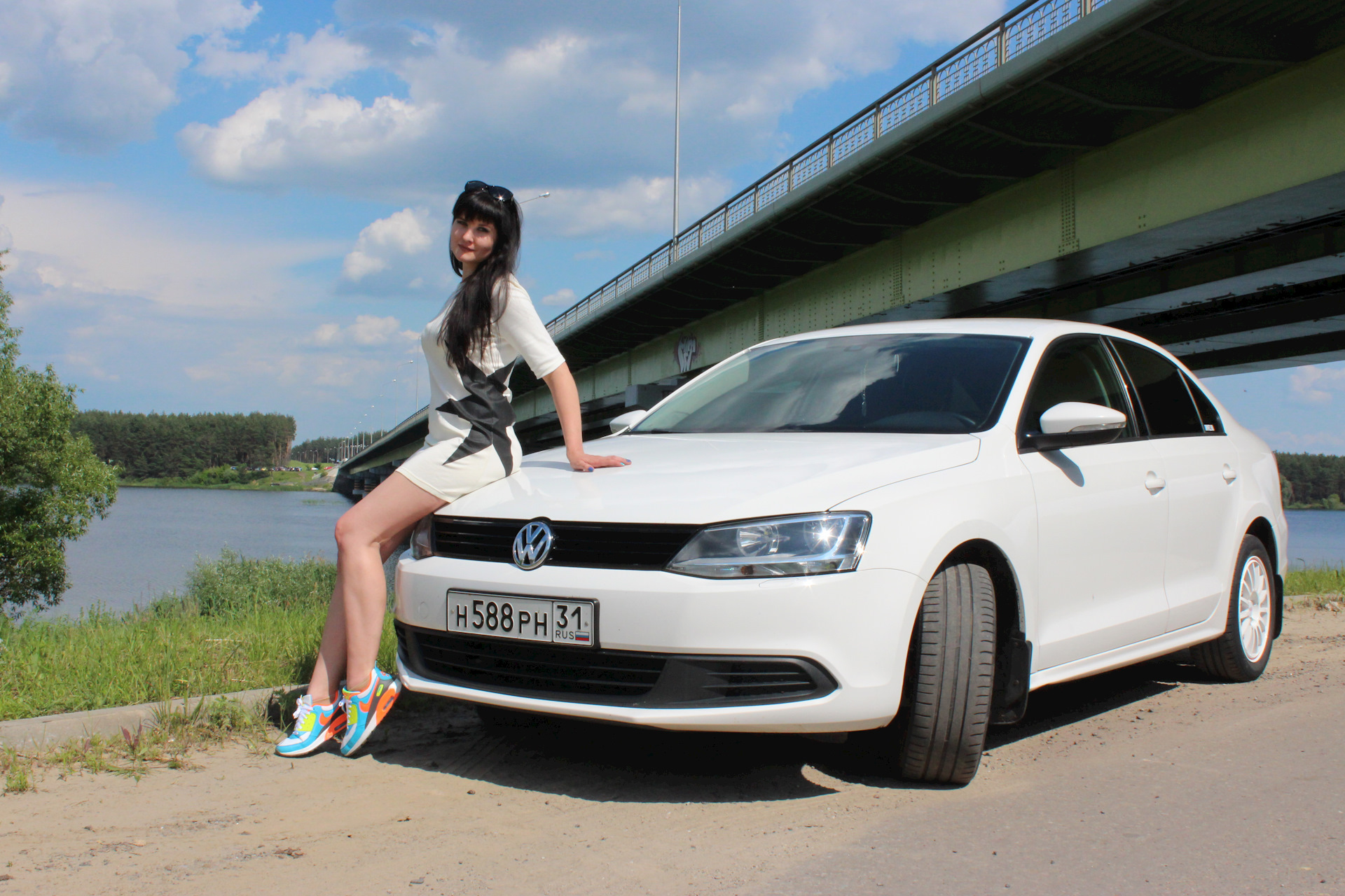 Volkswagen Polo 164 девушка