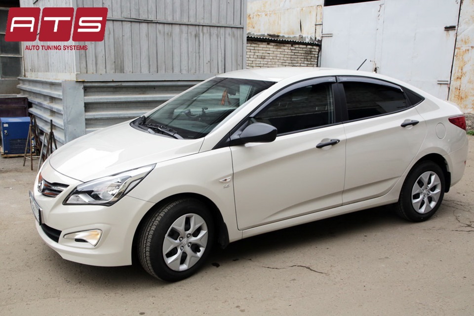 Hyundai Solaris: установка биксенона, омывателя фар, зеркала с ...