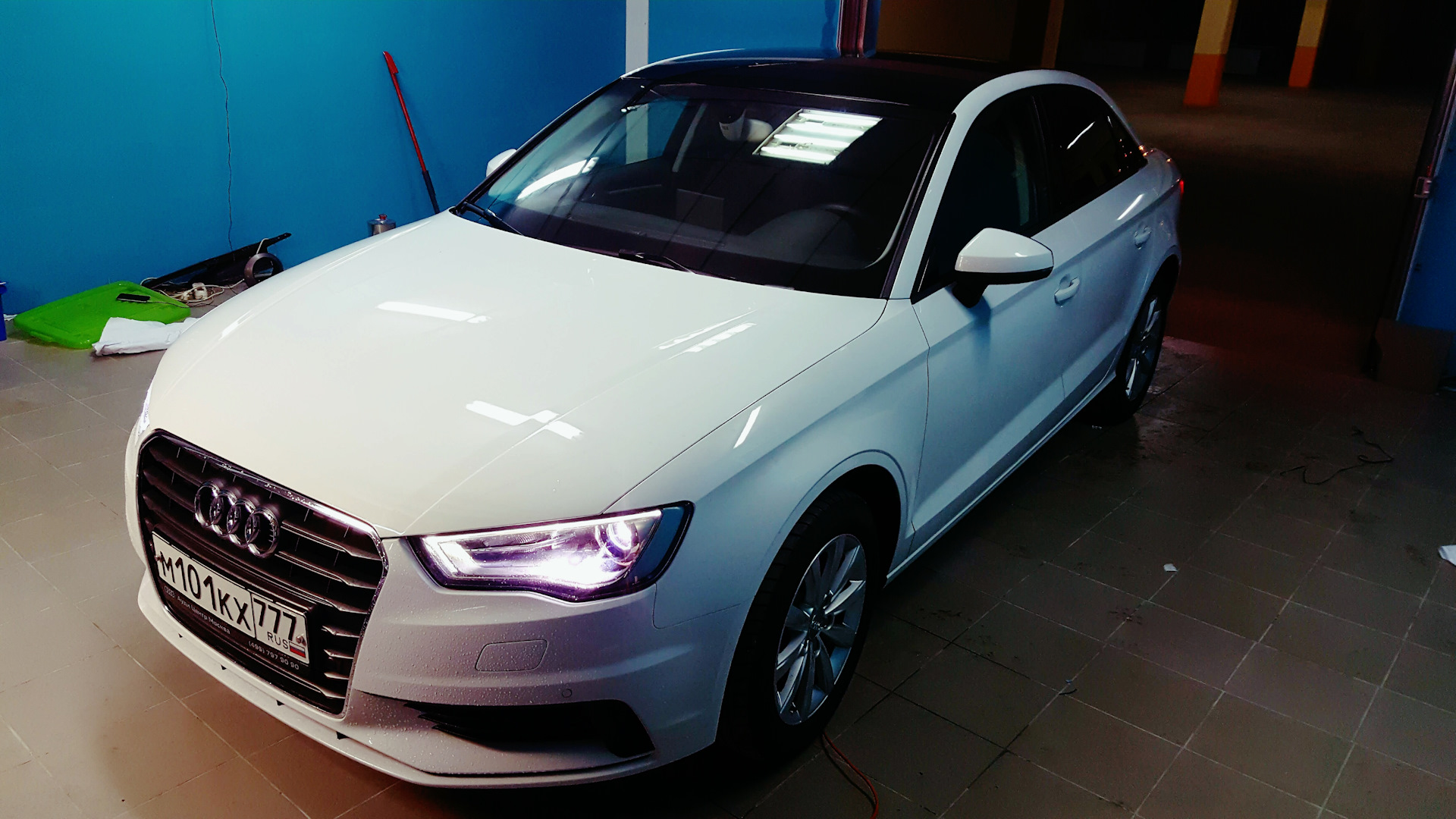 Audi a7 черная крыша