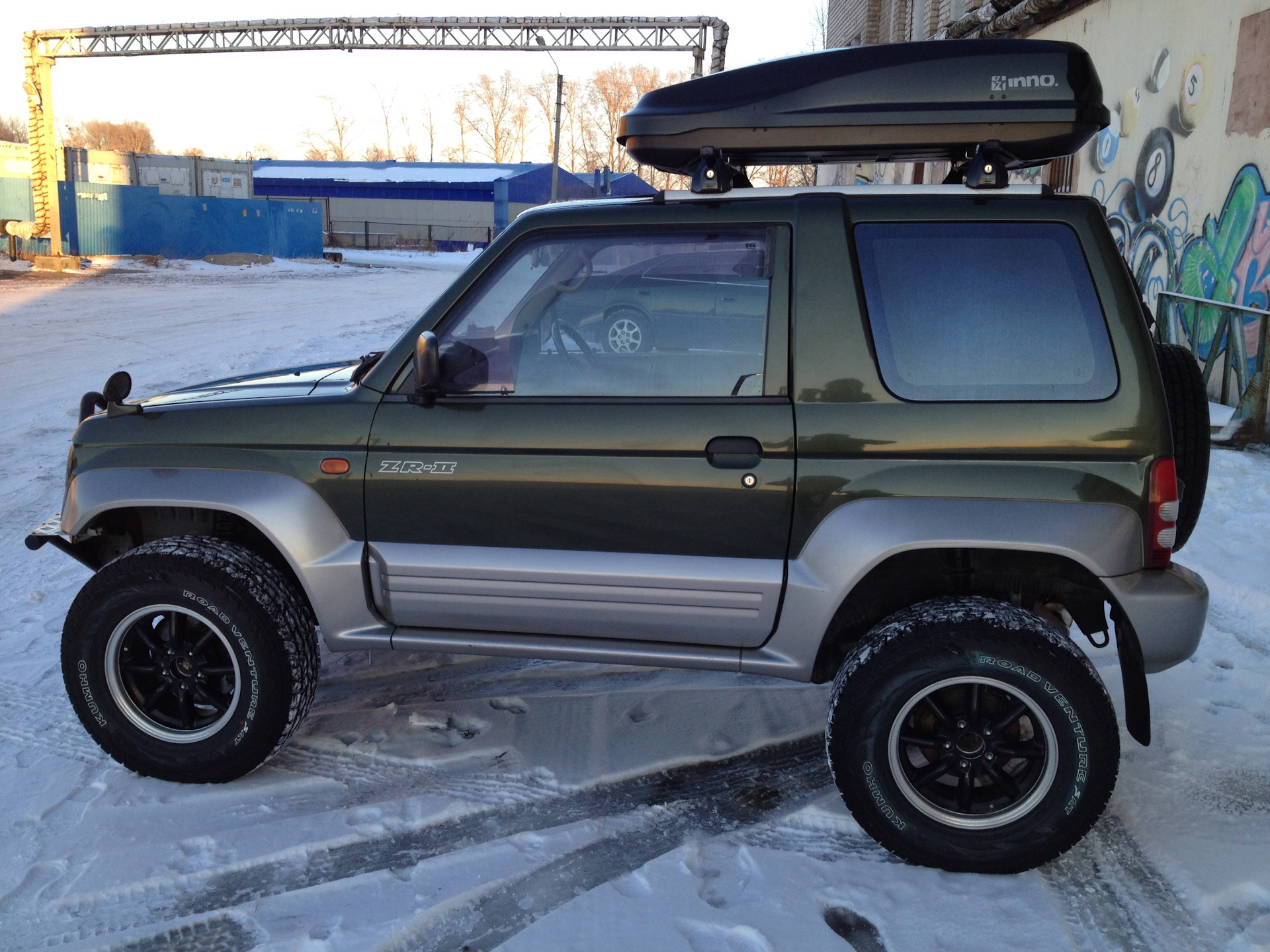 Pajero junior. Mitsubishi Pajero Junior. Мицубиси Паджеро Джуниор. Mitsubishi Pajero Junior лифт. Mitsubishi Pajero Jr 1996.