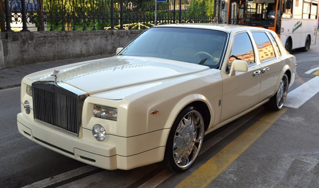 Rolls Royce Phantom Lincoln Town car