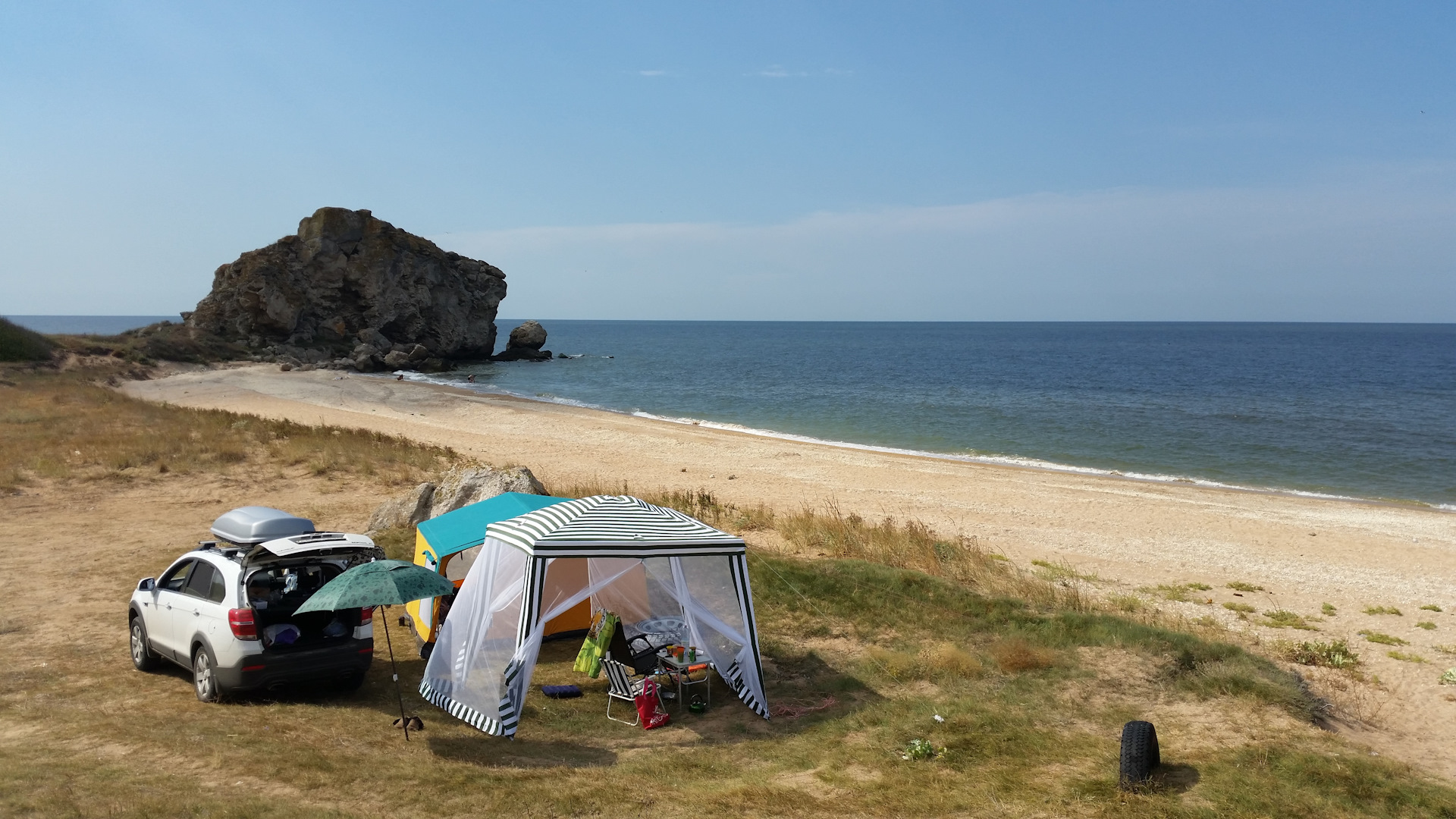 Генеральские пляжи в Крыму кемпинги
