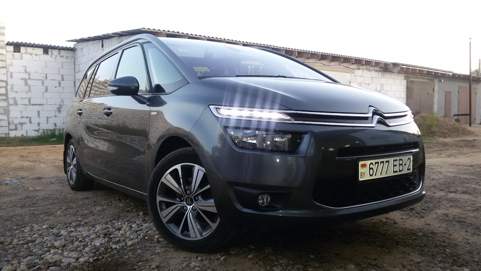 Citroen Grand C4 Picasso "1.6 дизелек с ЧИПом"