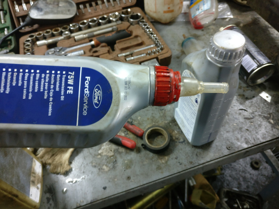 Замена масла в кпп PowerShift — Ford Focus III Sedan, 2 л, 2012 года ...