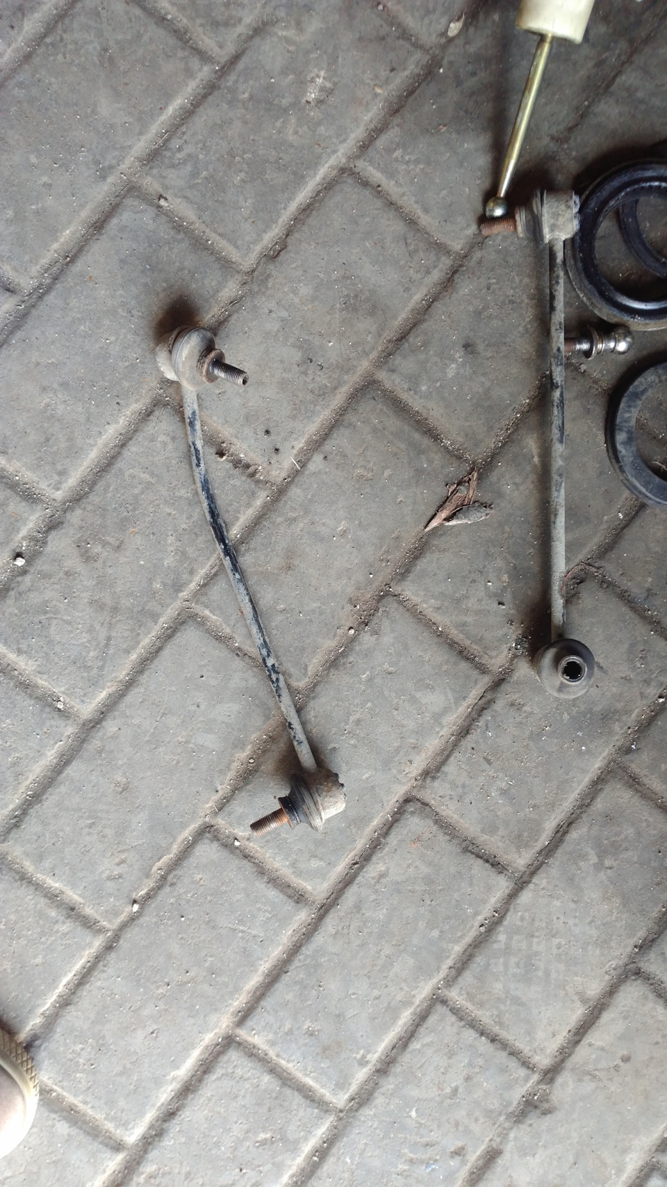 замена стоек стабилизатора и замена масла — Honda Jazz (1G), 1,4 л ...