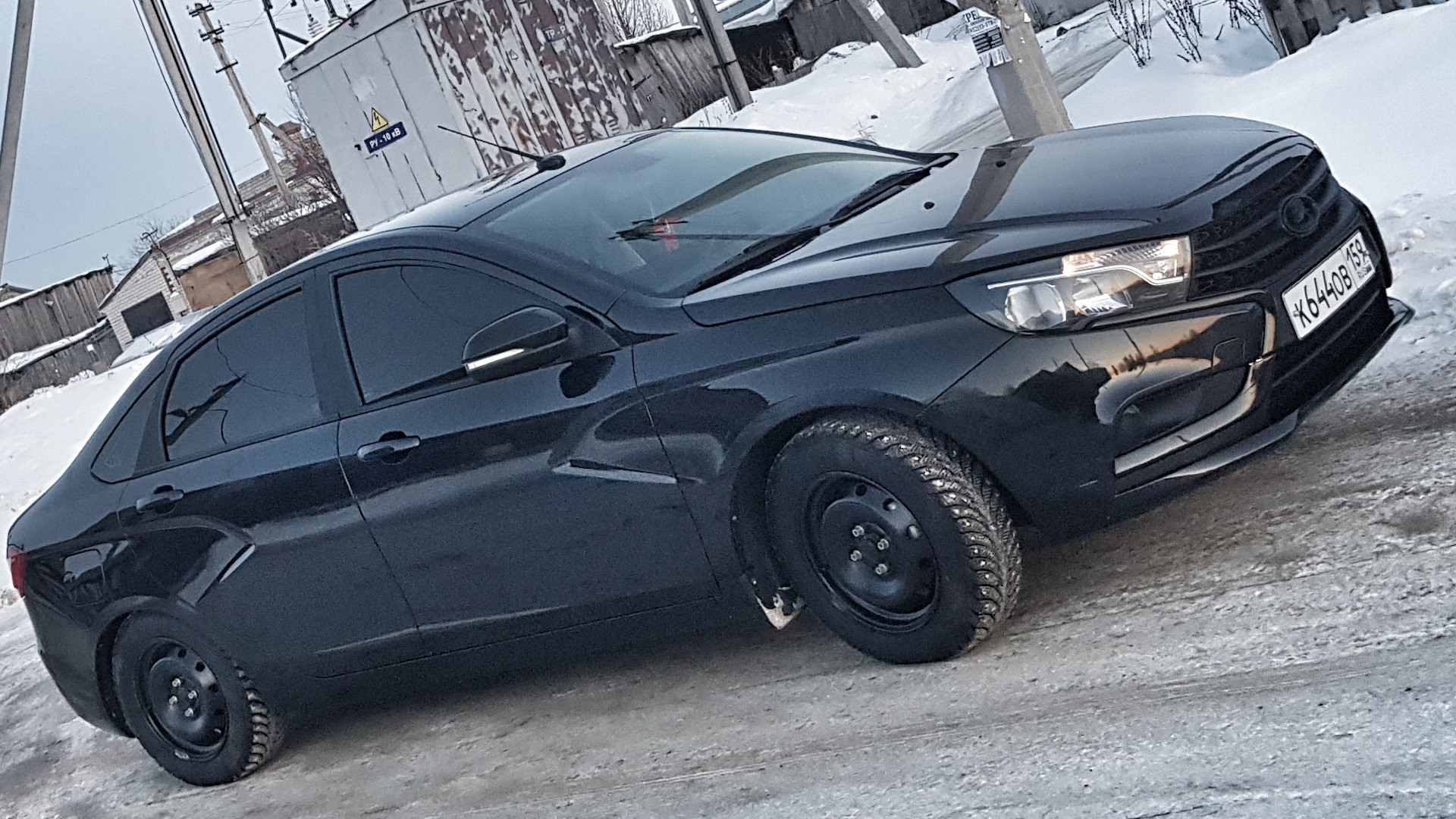 Lada Vesta Black