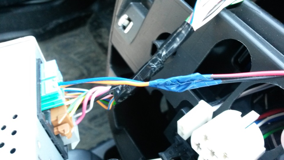 18. БК Штат Х1 и зарядное устройство USB — Lada Гранта, 1,6 л, 2013 ...