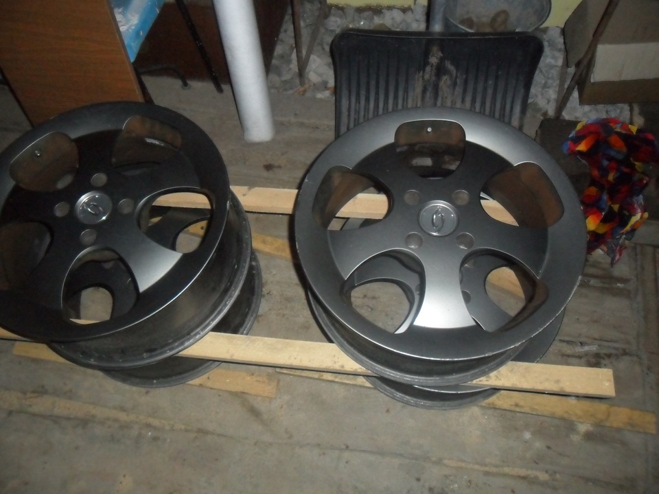 куплю комплект летней резины 215/45 R17 — Chevrolet Lacetti SW, 1,6 л ...