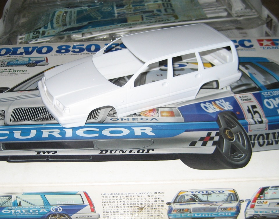 tamiya volvo 850 rc