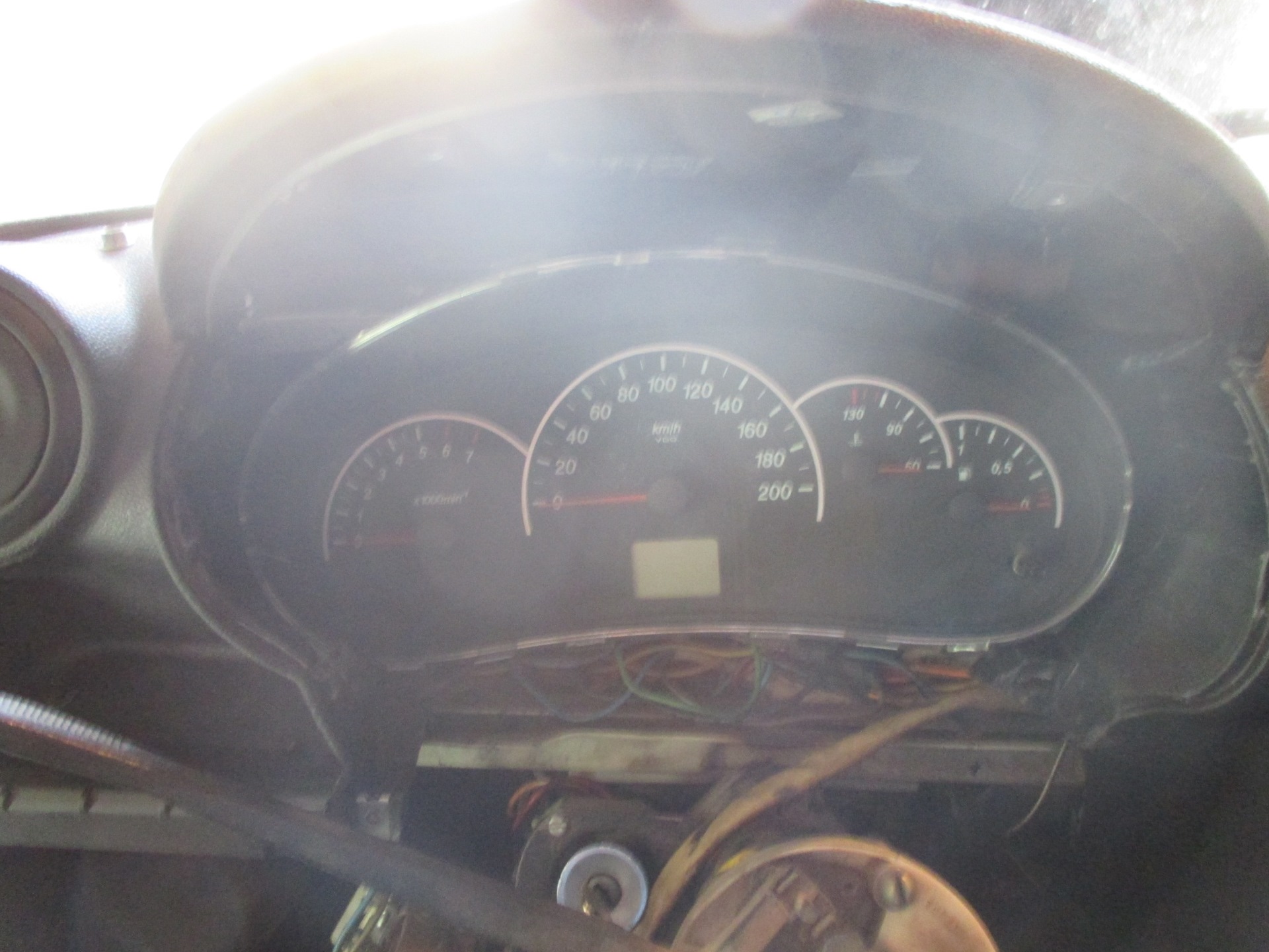 Панель от гранты Ч 2. Щиток приборов и кнопка аварийки. — ИЖ 2715, 1,5 ...