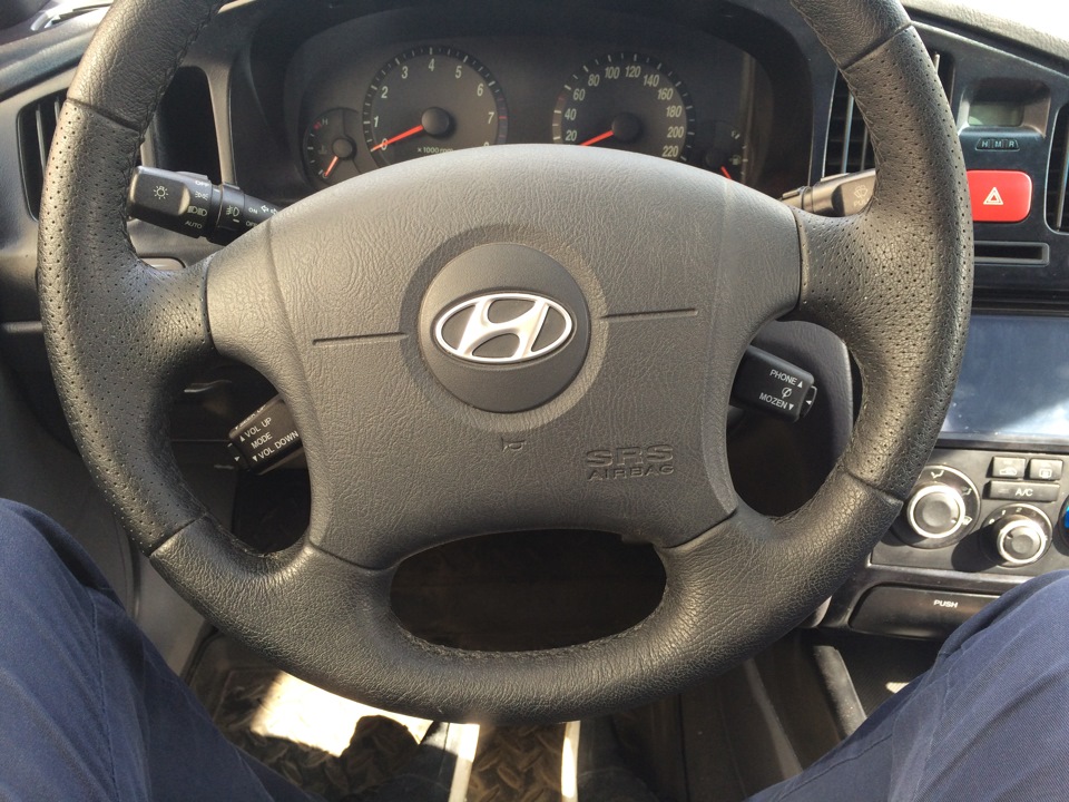 Hyundai elantra xd как снять руль Управление мультимедиа на руле - Hyundai Elantra (3G), 1,6 л, 2004 года электрон