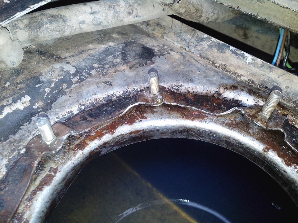 Проблема с болтиками на бензобаке РЕШЕНА! + зазор свечей ! — УАЗ 315195 ...