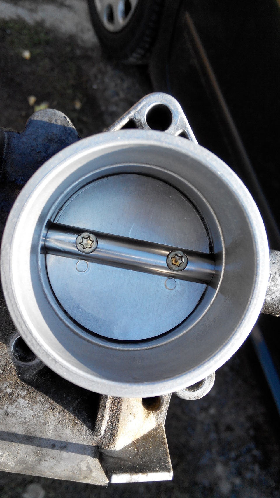 Чистка дроссельной заслонки — Peugeot 307, 1,6 л, 2001 года | своими ...