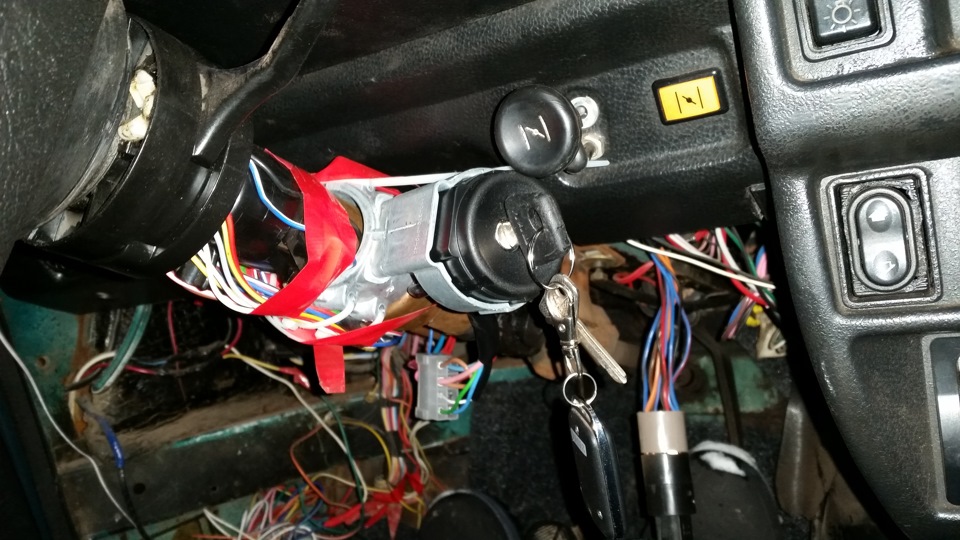 Установка замка зажигания от ВАЗ-2110 — Lada 2131, 1,8 л, 1999 года ...