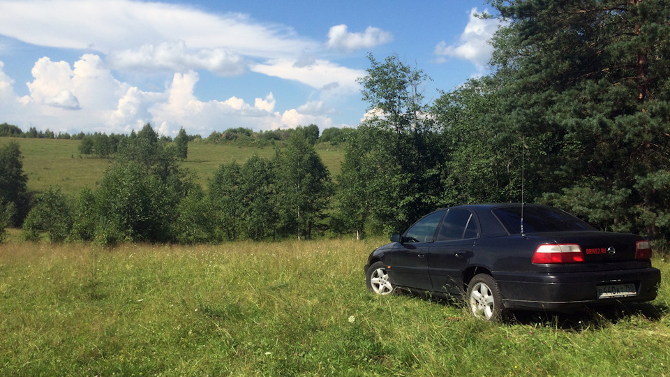 Разобрался с холостыми, потек антифриз в салон — Opel Omega B, 2,5 л ...