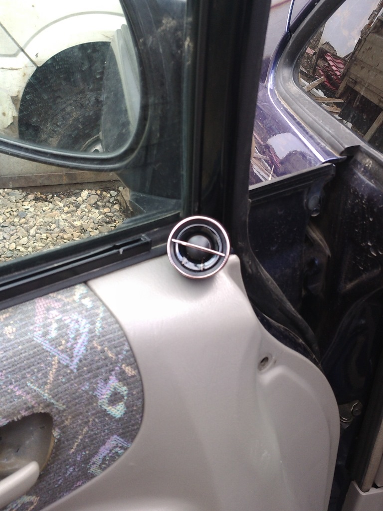 Новые колонки — Toyota Corolla Spacio (E110), 1,6 л, 1998 года ...