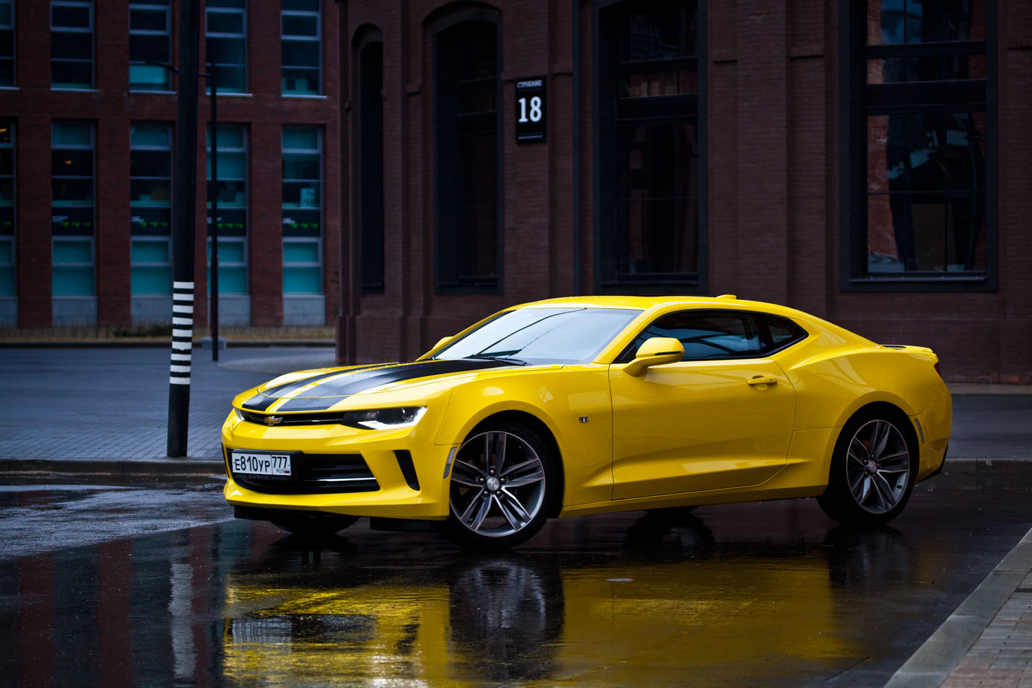 2016 Chevrolet Camaro zl1 Р¶С‘Р»С‚С‹Р№