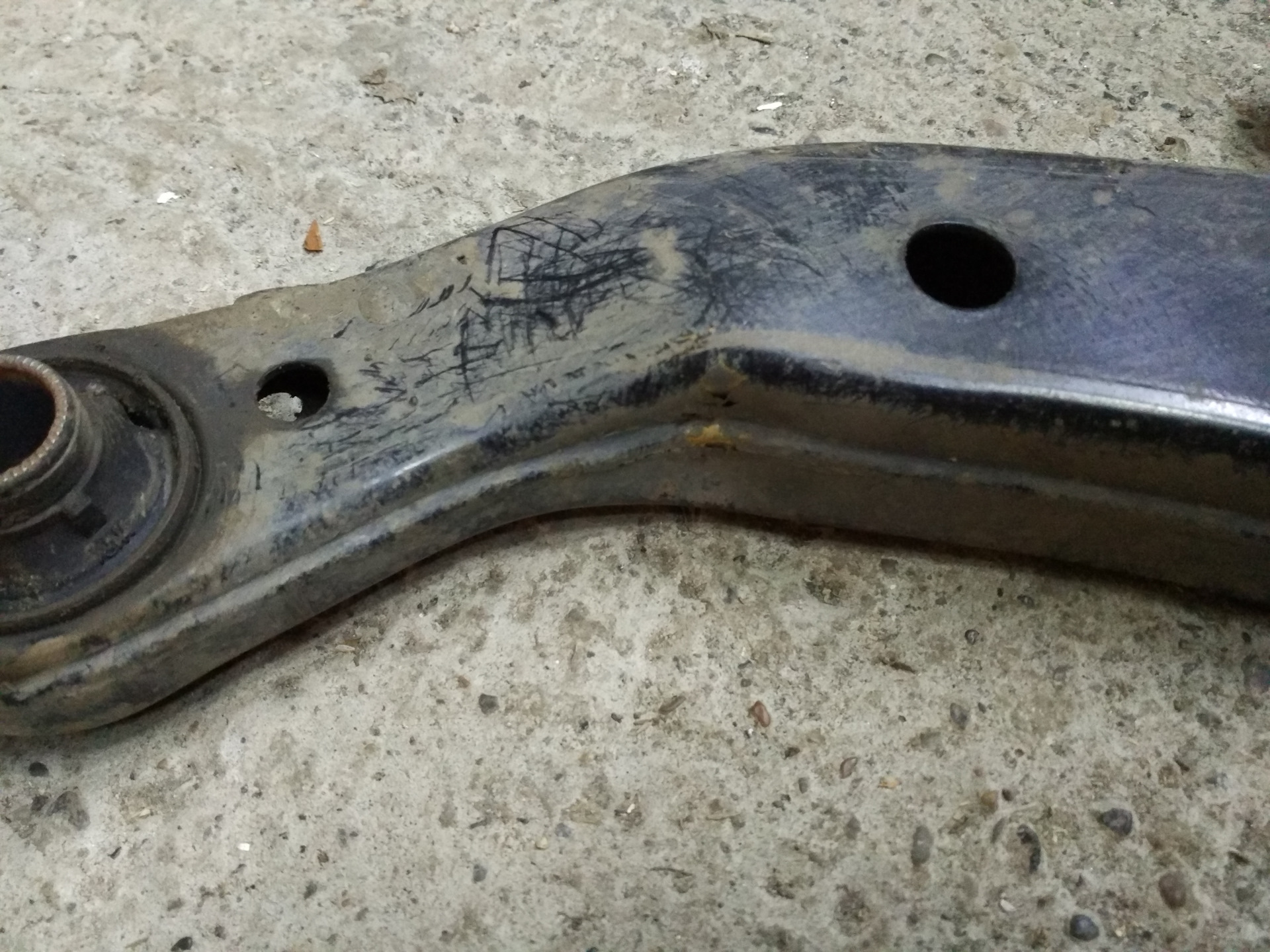 загнуло рычаг. рычаги передней подвески опель омега. загнуло рычаг. передний рычаг тойота камри 40. рычаг на pontiac vibe.