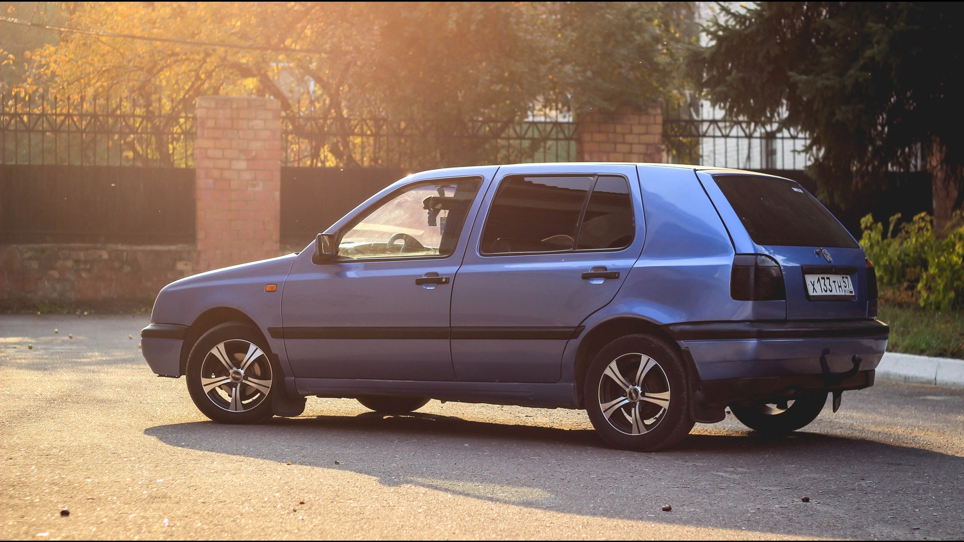 Volkswagen Golf Mk3 1.8 бензиновый 1991 | #Blue-Line ツ на DRIVE2