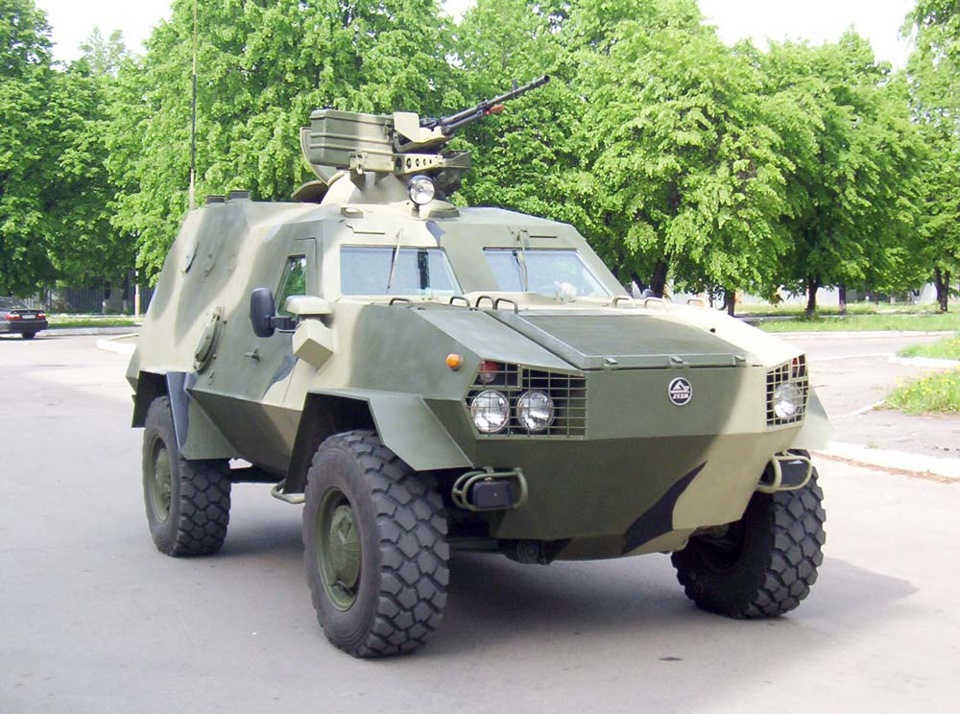 Французские военные автомобили современные