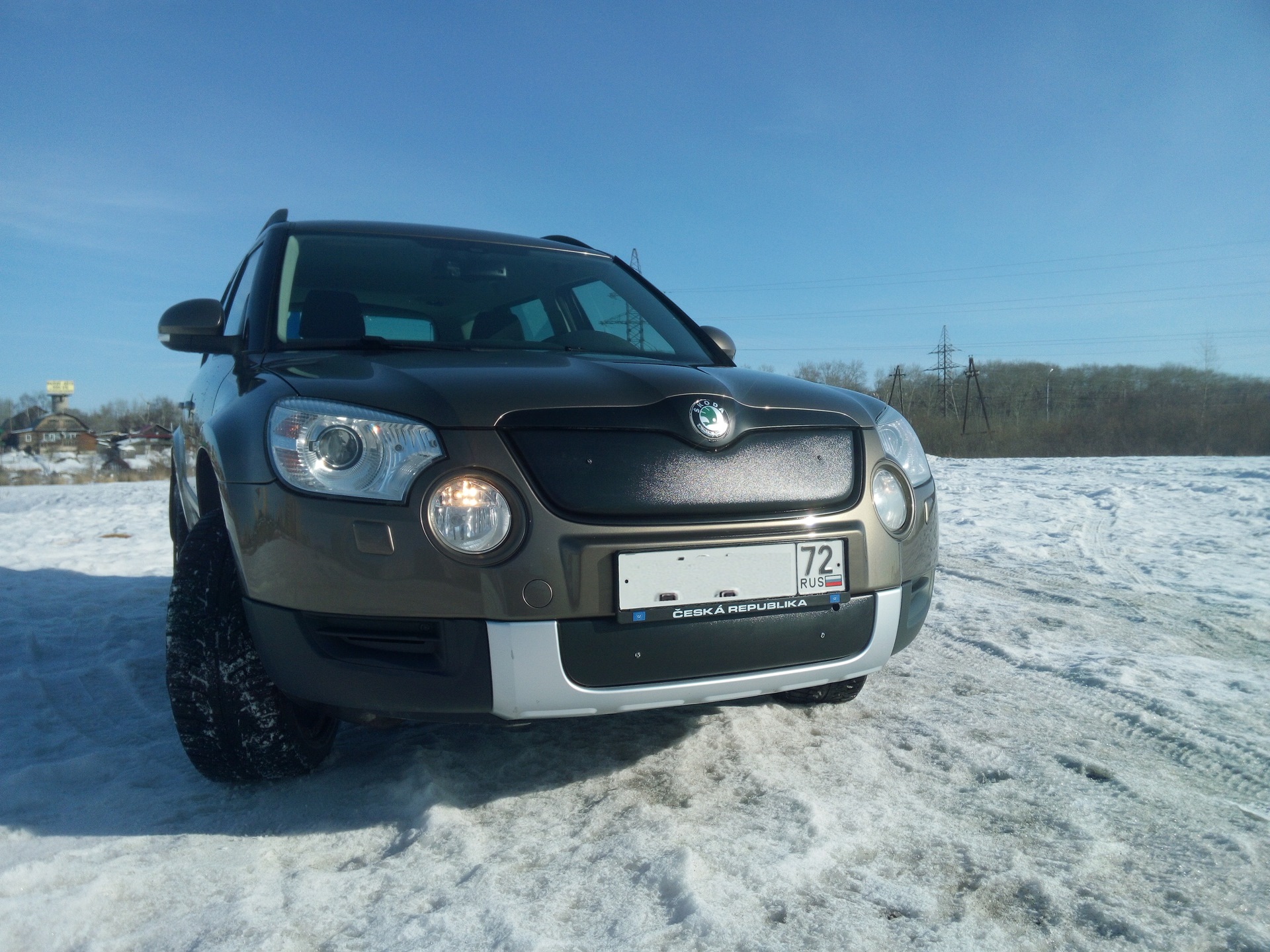 Зимний экран шкода йети. Зимний экран на Шкода Йети. Skoda Yeti зимний экран. Skoda Yeti лебедка. Зимние заглушки Шкода Йети (2009-2013) дорестайл | верх+низ.