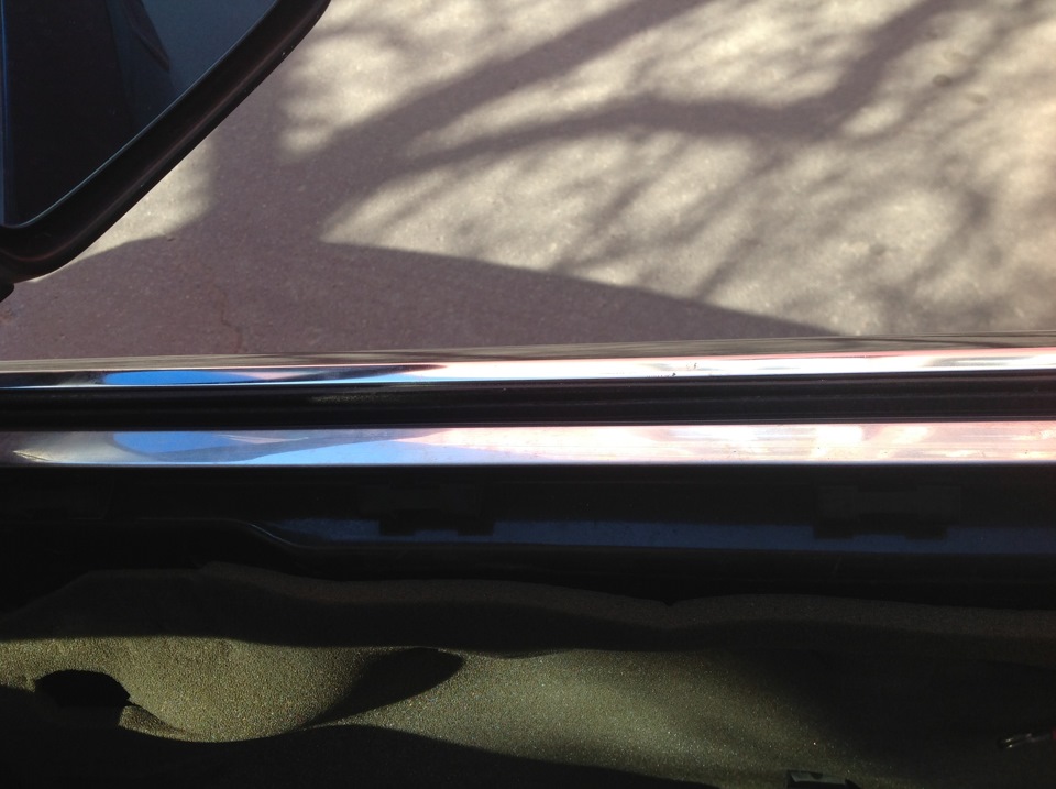 Снятие молдингов окна — BMW 5 series (E34), 2 л, 1995 года | своими ...