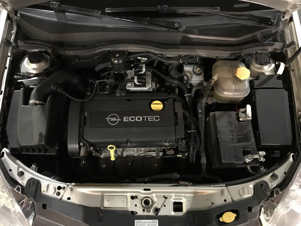47. Не заводится, но крутит! Часть 1 — Opel Astra H, 1,6 л, 2007 года ...