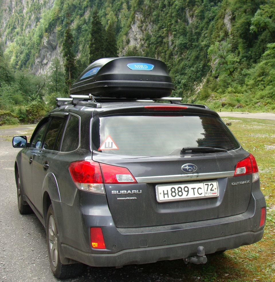 Subaru Outback 2010 багажник