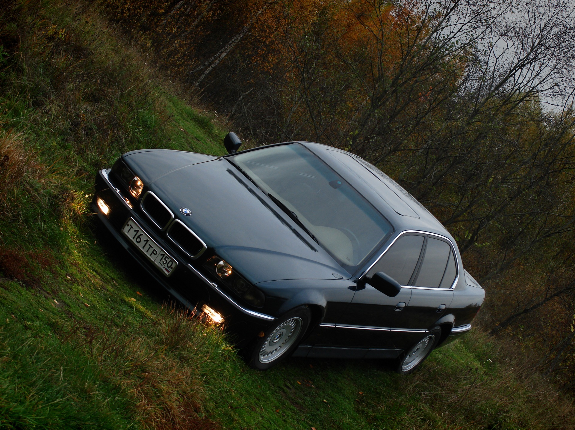 BMW e38 Black Bandit