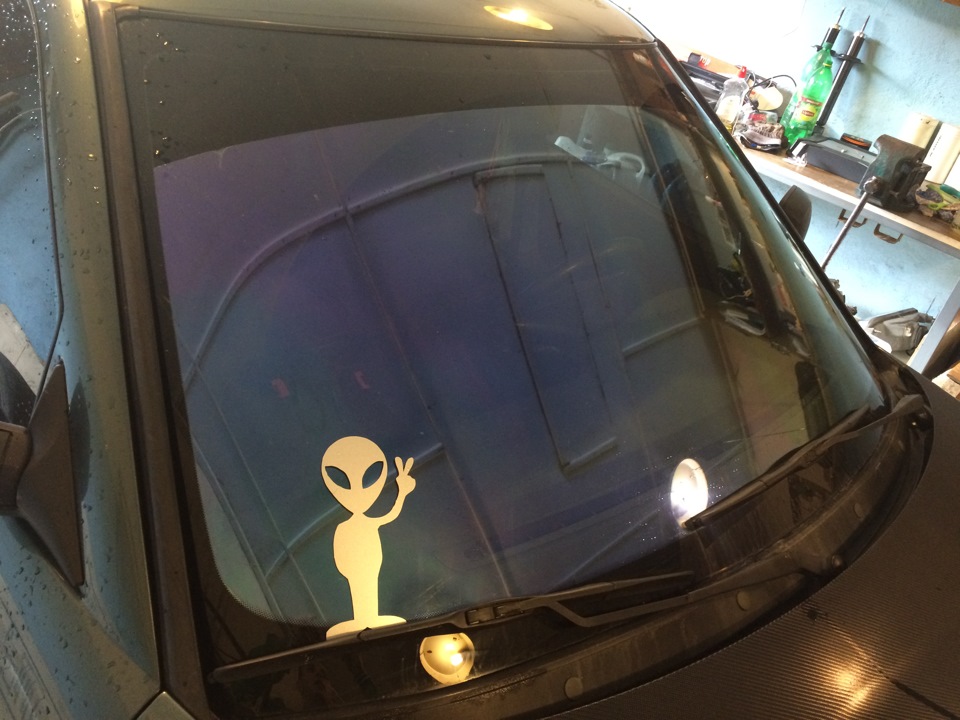 Перетонировал зад и лоб закатал в хамелеон — Lada Приора хэтчбек, 1,6 л ...