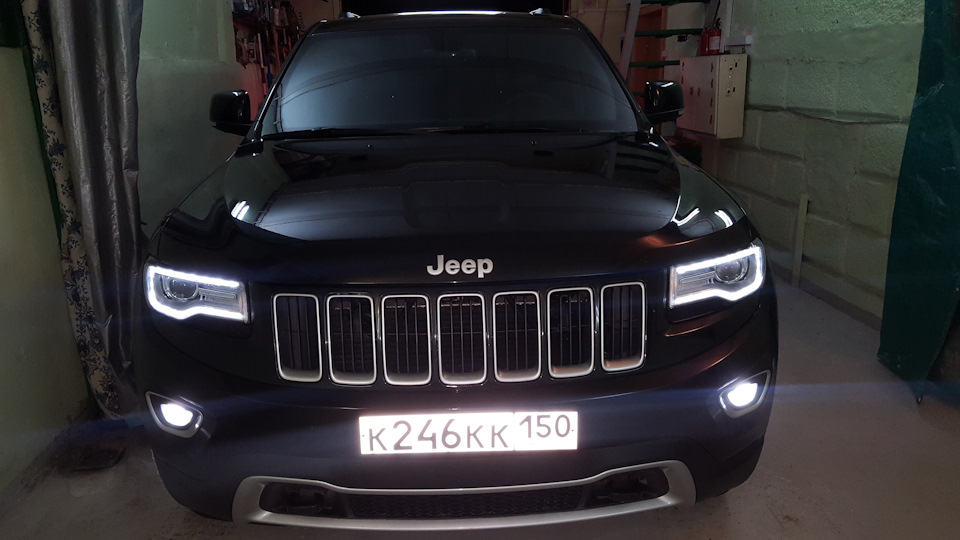 Мигает ксенон jeep grand cherokee wk2