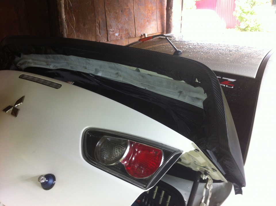 Спойлер EVO в карбон. — Mitsubishi Lancer X, 1,6 л, 2012 года ...