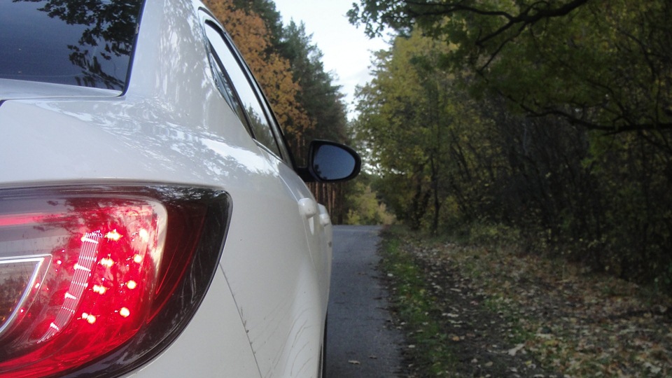 Mazda 6 Белый Лебедь