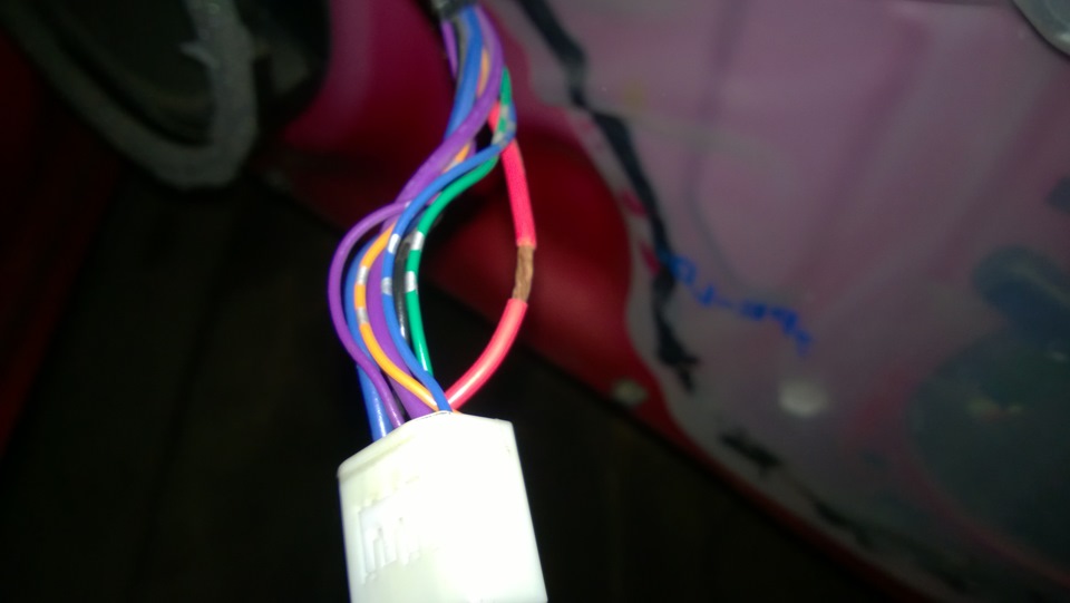 подсветка околодверного пространства — Mitsubishi Lancer X, 1,5 л, 2007 ...