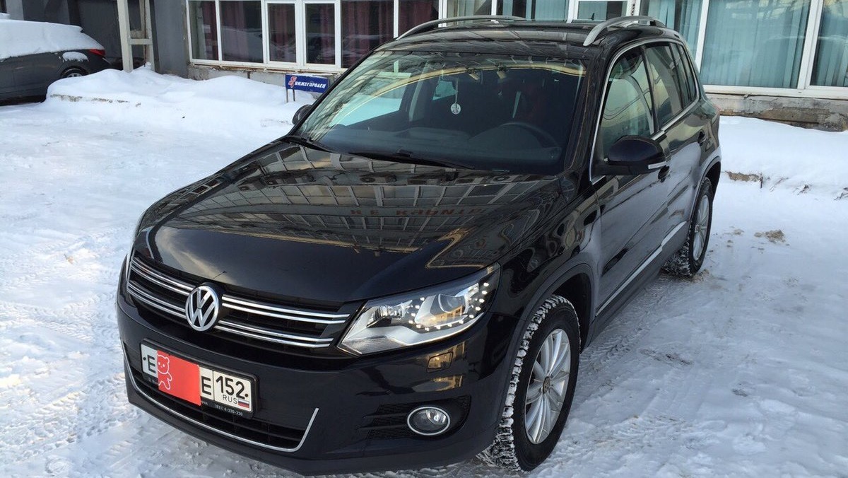 Tiguan 2.0 TSI черный. Фольксваген Тигуан 2.0 дизель 2010 отзывы владельцев. Отзывы Тигуан 2.0 бензин автомат. Фольксваген Тигуан две турбины 200 лошадиных сил отзывы.