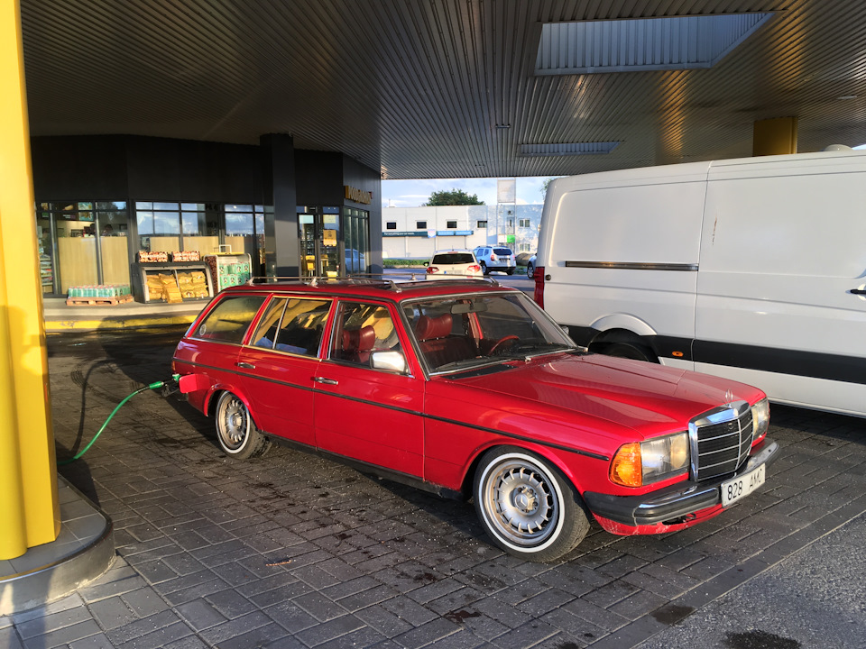 Мерседес w123 Lowrider