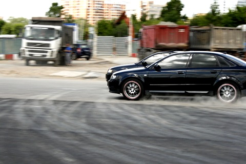 Фото в бортжурнале Audi A4 (B6)