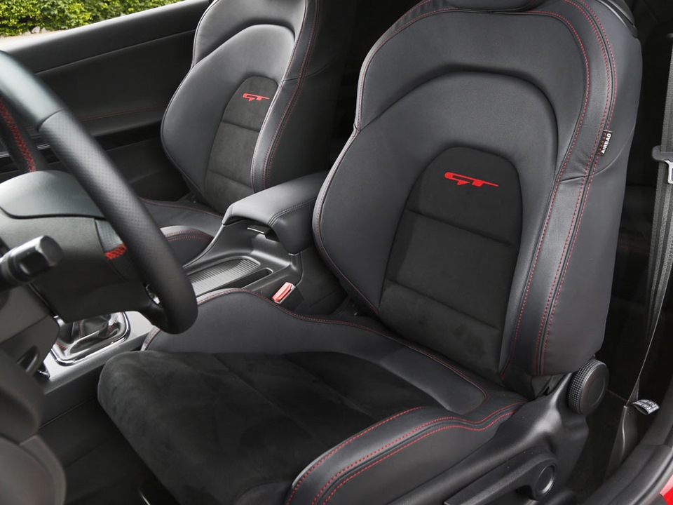 Gt 2 pro gt 3 pro. Kia Ceed Recaro. Чехлы для Recaro Ceed gt. Кия Ceed Recaro машина.