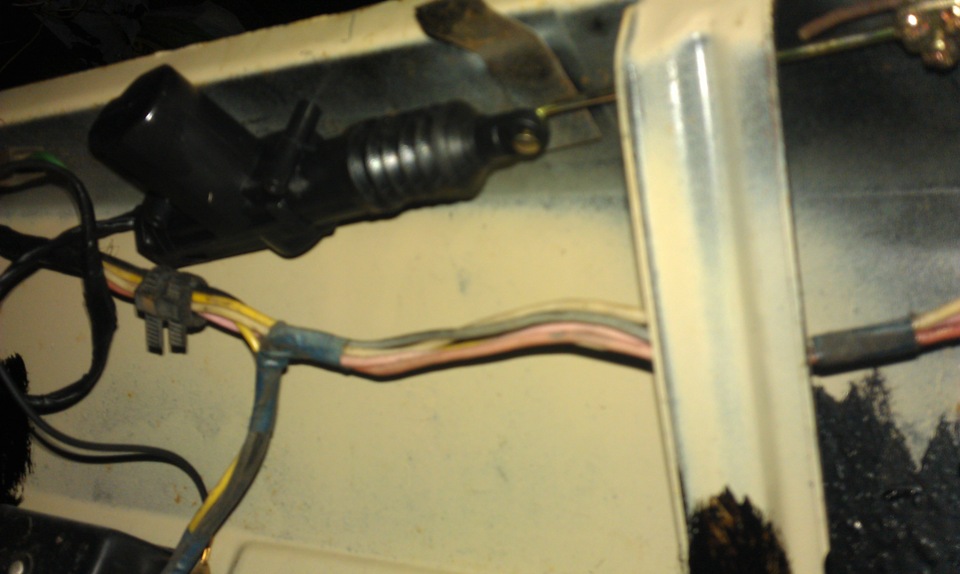 699e948s 960 Как открыть багажник заз 968